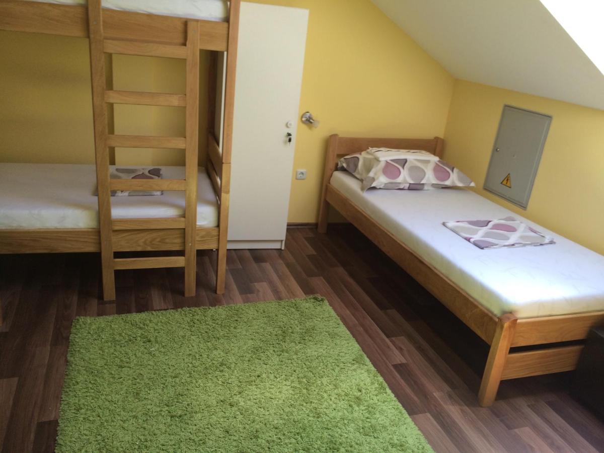 Hostel Jedvaj Krapina Exterior photo